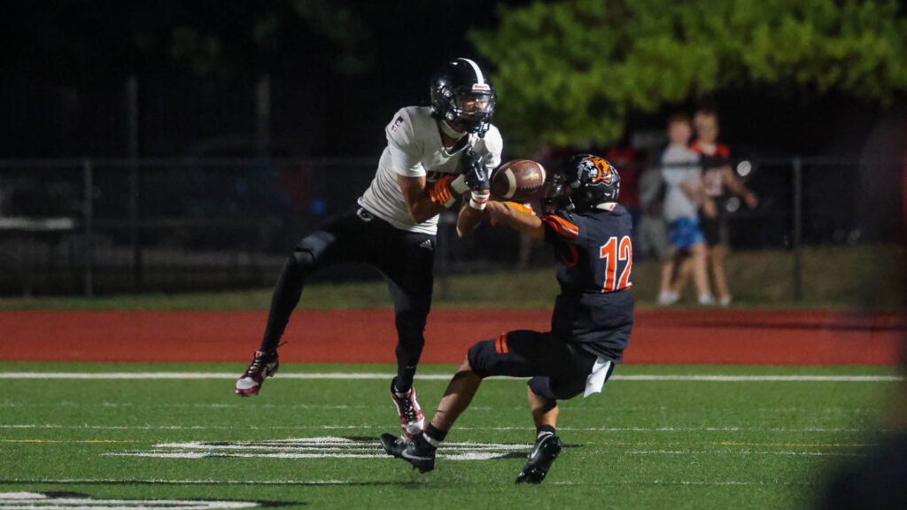 Lawrence High vs. Shawnee Mission Northwest, Week 6 football-34